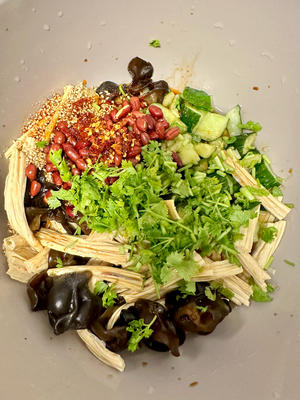 （纯素食）凉拌腐竹木耳黄瓜🥒2637.jpg