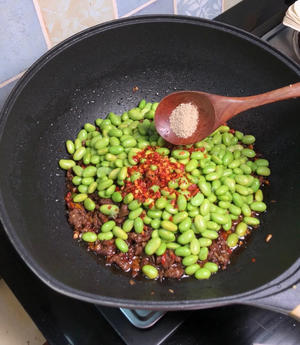 🔥毛豆炒牛肉这样做也太费米饭了吧❗️❗️5858.jpg